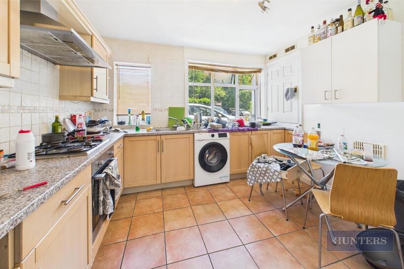 CAM05152 G0-PR0088-STILL004.jpg