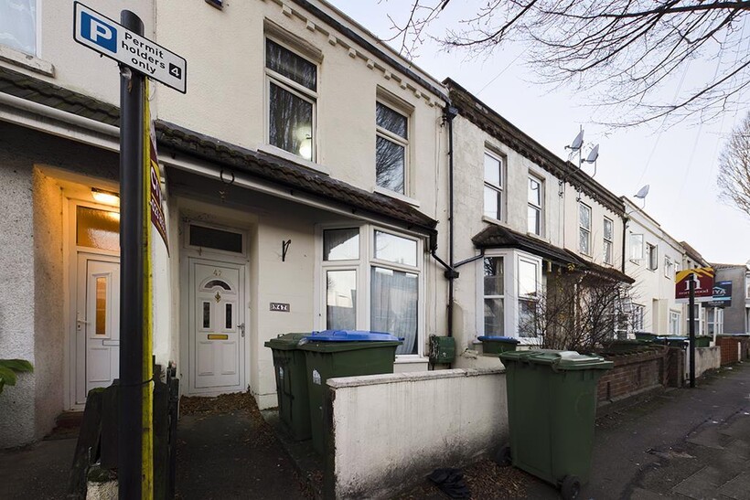 Alfred Street, Southampton, Hampshire 3 bed terraced house to rent - £1,375 pcm (£317 pw)