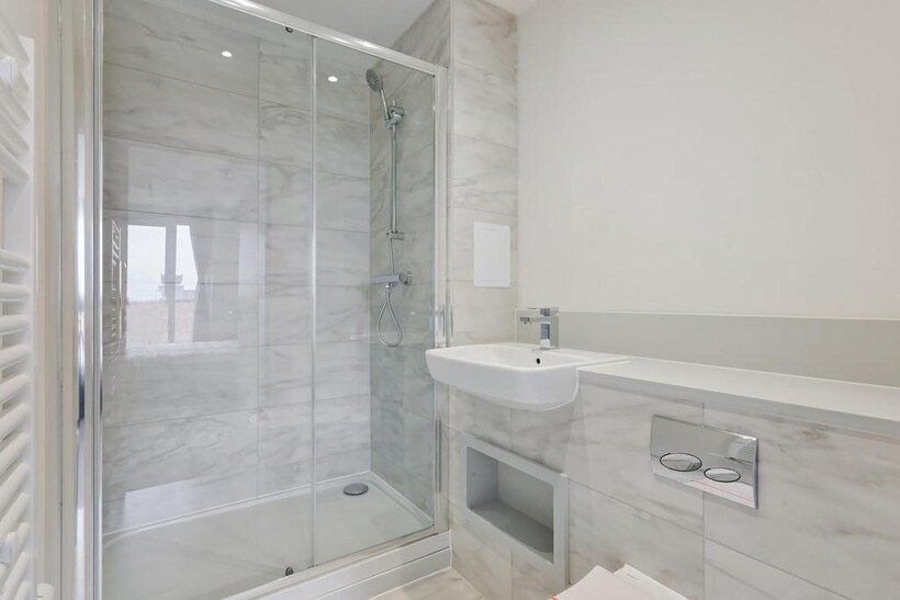 Sherman Apartments, Harrow, London, HA1 1 bed apartment to rent - £1,599 pcm (£369 pw)