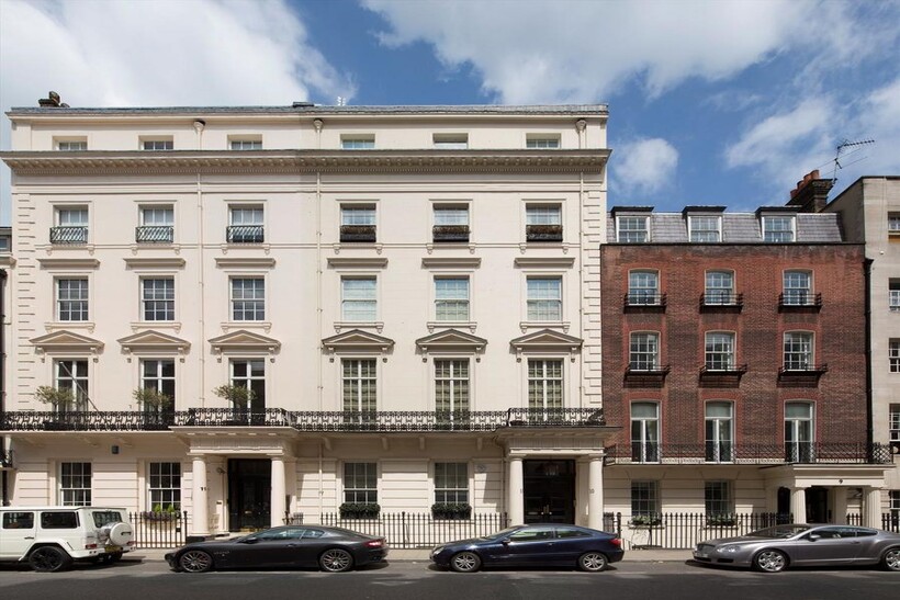Upper Grosvenor Street, London W1K 4 bed flat to rent - £54,167 pcm (£12,500 pw)