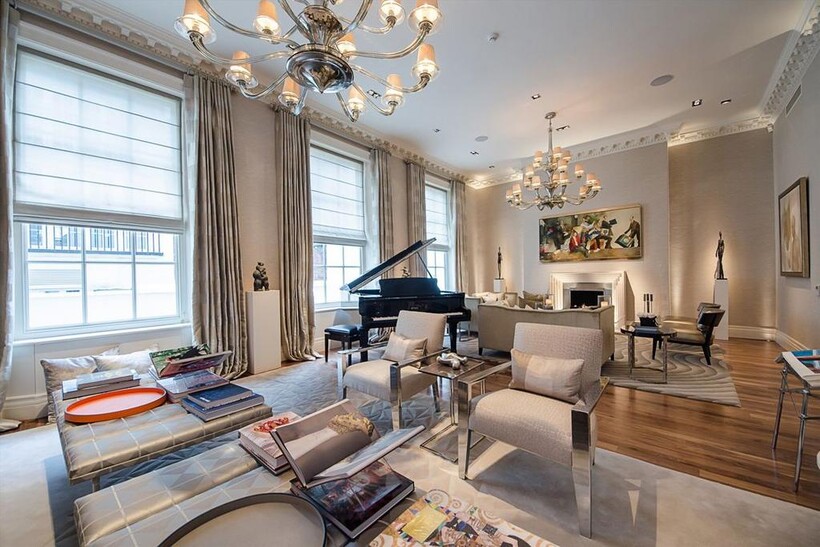 Upper Grosvenor Street, London W1K 4 bed flat to rent - £54,167 pcm (£12,500 pw)