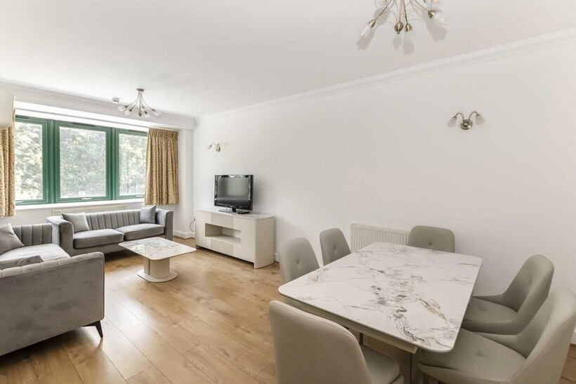 Brunswick Road, London W5 2 bed flat to rent - £2,323 pcm (£536 pw)