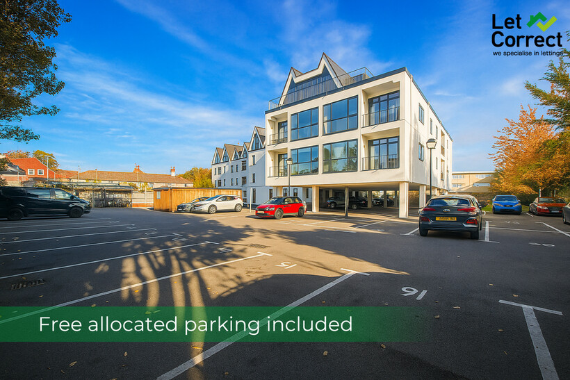 Chertsey KT16 2 bed apartment to rent - £1,700 pcm (£392 pw)