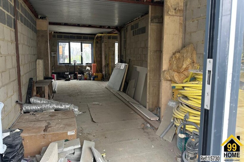 London Road, Mitcham, CR4 Retail property (high street) to rent - £1,834 pcm (£423 pw)