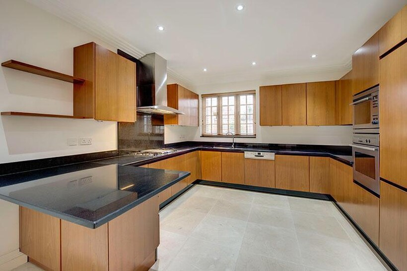 Winnington Close, Hampstead Garden... 8 bed house to rent - £19,500 pcm (£4,500 pw)