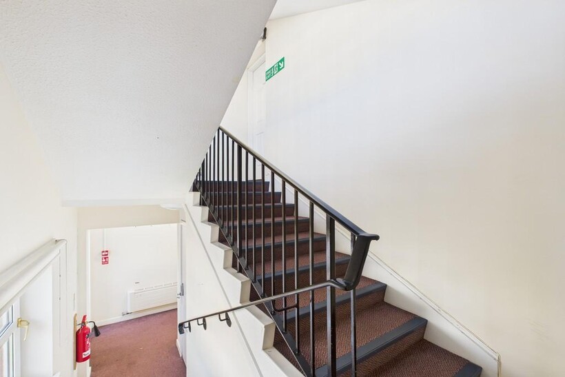 Cam05526 g0 pr0059 still003