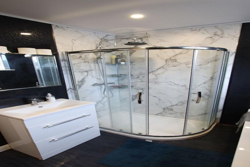 Hilliard Road, Northwood 2 bed maisonette to rent - £1,599 pcm (£369 pw)