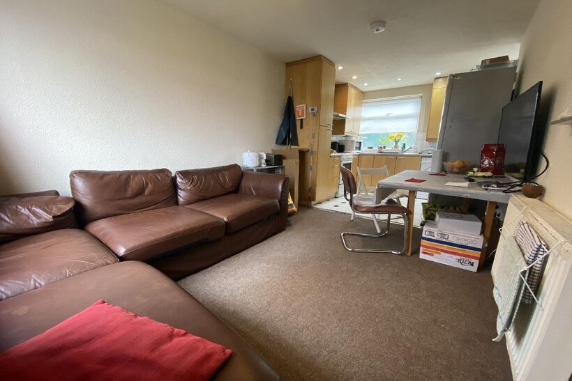 Birmingham B29 5 bed house to rent - £2,784 pcm (£642 pw)