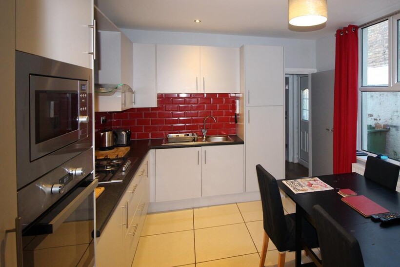 Albert Road, Cleethorpes, DN35 1 bed in a house share to rent - £395 pcm (£91 pw)