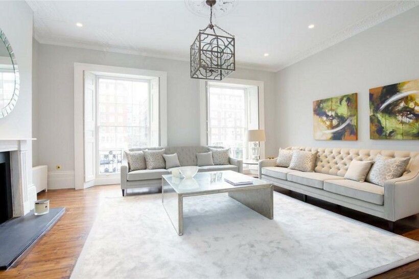 Warwick Gardens, London, W14 5 bed end of terrace house to rent - £15,167 pcm (£3,500 pw)