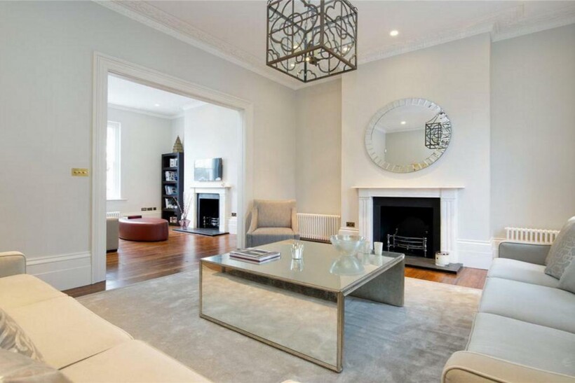 Warwick Gardens, London, W14 5 bed end of terrace house to rent - £15,167 pcm (£3,500 pw)