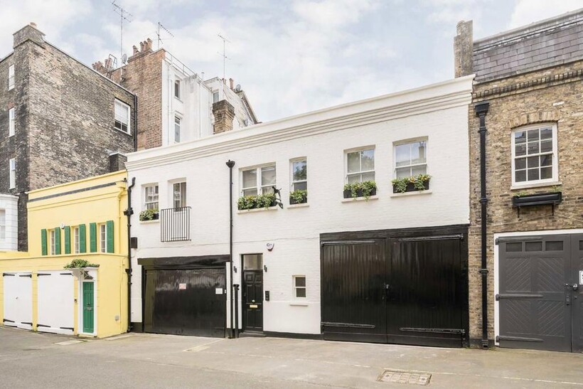 Hays Mews, London W1J 2 bed flat to rent - £7,583 pcm (£1,750 pw)