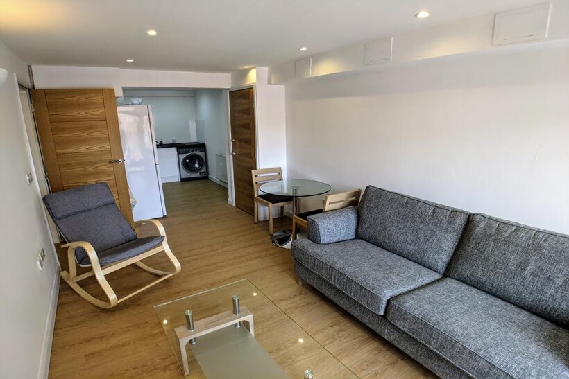 Oxford Road, Manchester M1 1 bed flat to rent - £1,217 pcm (£281 pw)