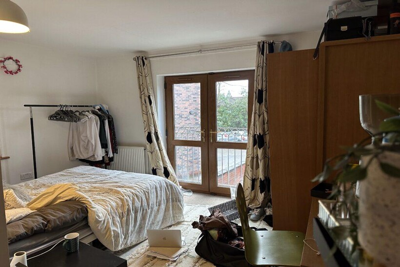 Flat 2, Fallowfield M14 7 bed apartment to rent - £5,096 pcm (£1,176 pw)