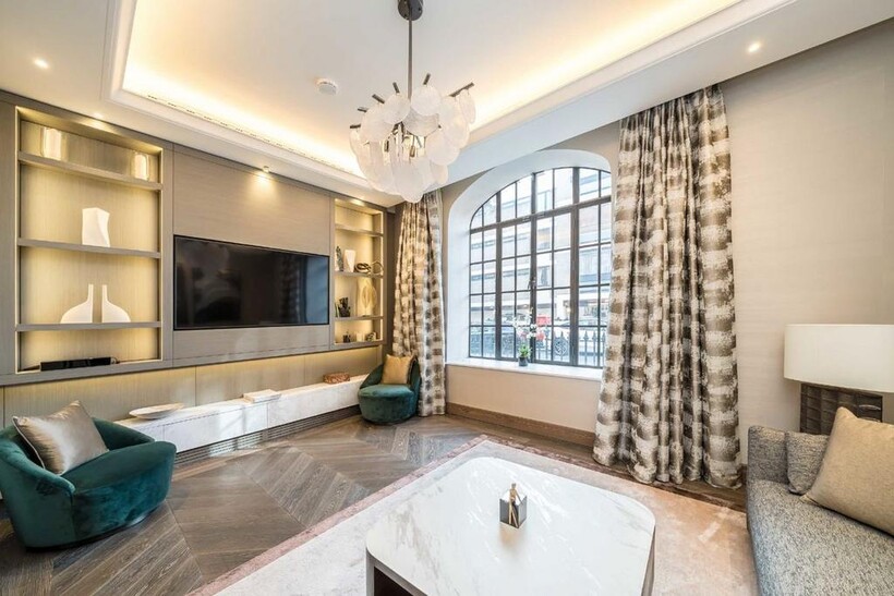 Chesterfield Hill, London W1J 2 bed flat to rent - £19,500 pcm (£4,500 pw)