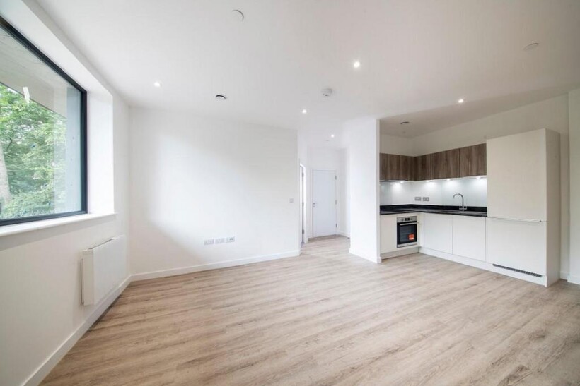 Fairview House, Ashwood Way RG23 1 bed apartment to rent - £1,040 pcm (£240 pw)