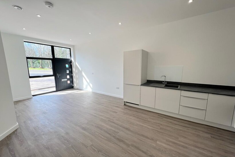 Meadow House, Ashwood Way RG23 1 bed ground floor maisonette to rent - £1,040 pcm (£240 pw)