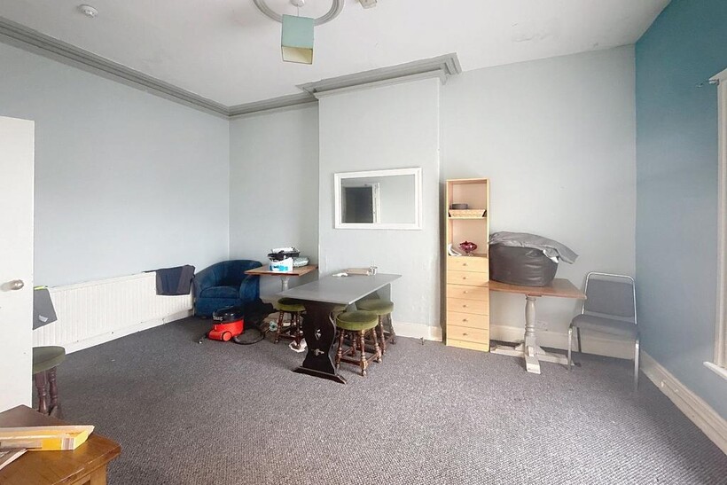 Pack Horse, Station Street... 6 bed house share to rent - £325 pcm (£75 pw)