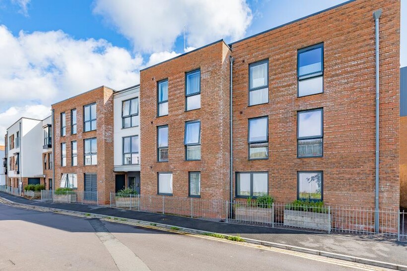 Stafford Street, Bristol BS3 2 bed flat to rent - £1,450 pcm (£335 pw)