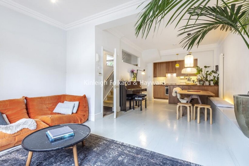 732e2649-0d3d-4a95-b