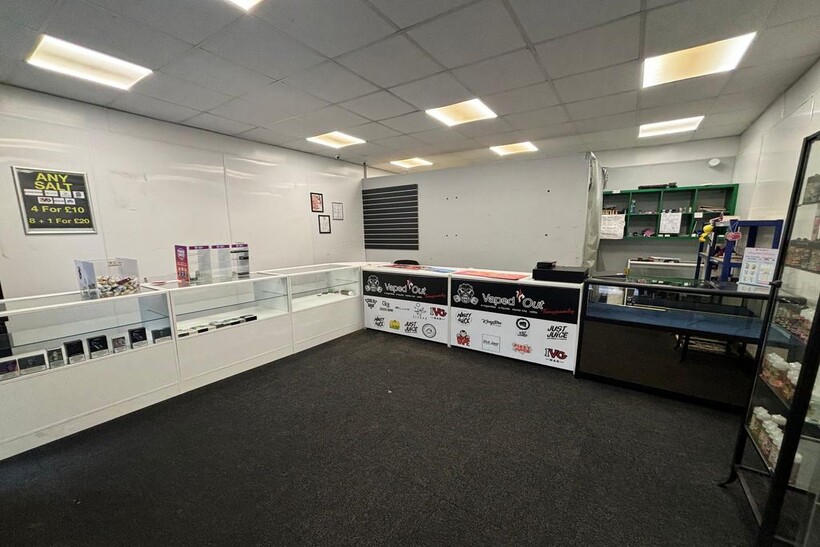 Dunraven Street, Tonypandy, CF40 Property to rent - £650 pcm (£150 pw)