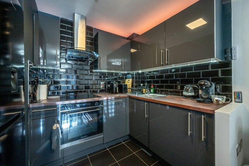 Granite Apartments, Stratford... 1 bed flat to rent - £3,300 pcm (£762 pw)