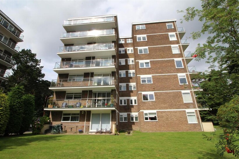 Pine Park Mansions, Wilderton Road... 2 bed apartment to rent - £1,375 pcm (£317 pw)