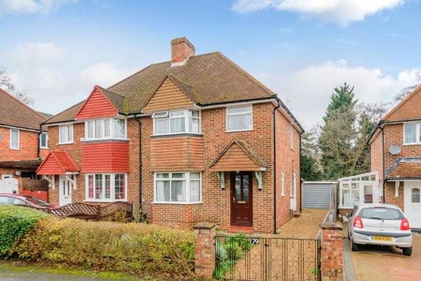 Beech Grove, Guildford, GU2 4 bed semi-detached house to rent - £2,912 pcm (£672 pw)