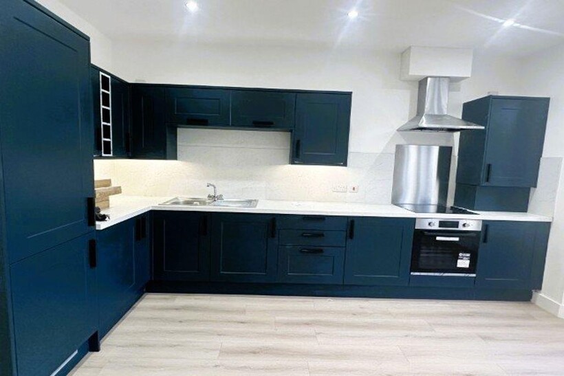 CORPORATION ROAD, NEWPORT, NP19 0AR 1 bed apartment to rent - £735 pcm (£170 pw)