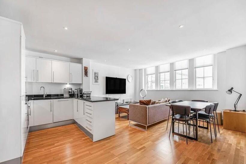 47 manor house 10 29.10.png