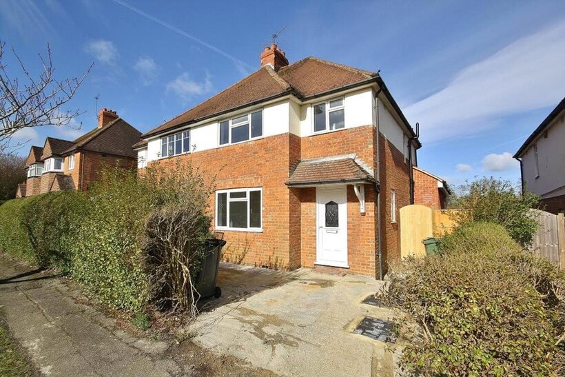 Ashenden Road, Guildford, GU2 6 bed semi-detached house to rent - £4,368 pcm (£1,008 pw)