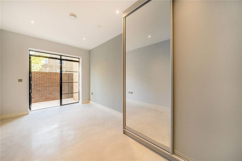 Hampshire Street, London NW5 2 bed flat to rent - £3,420 pcm (£789 pw)