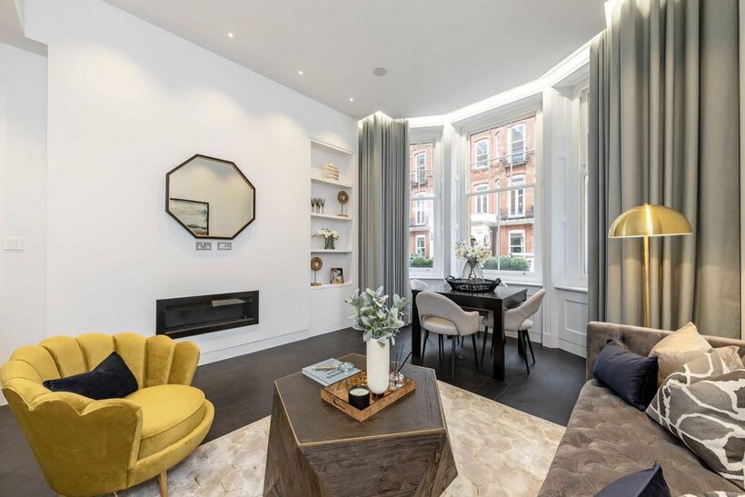 Park Street, London W1K 2 bed flat to rent - £5,958 pcm (£1,375 pw)