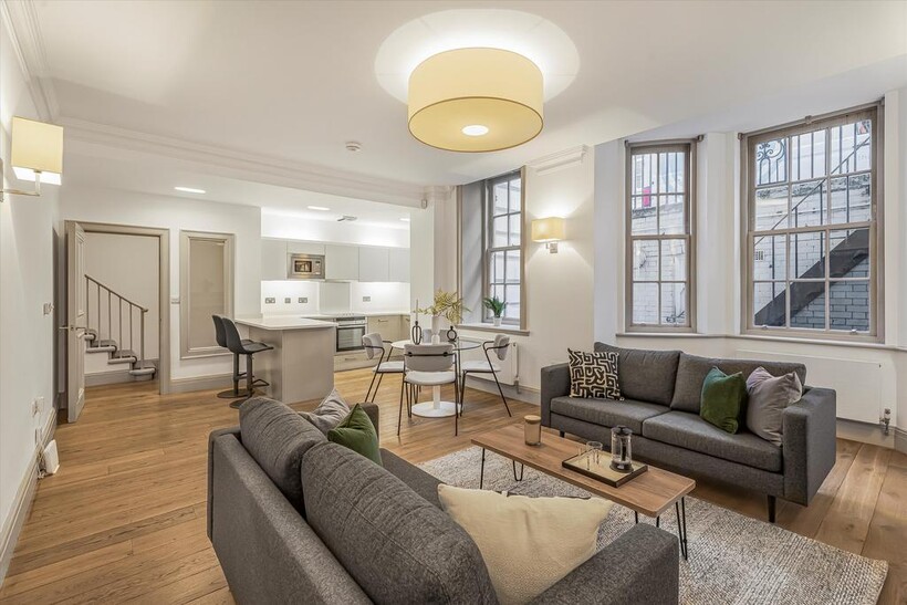 Devonshire Street, Marylebone... 2 bed flat to rent - £5,612 pcm (£1,295 pw)