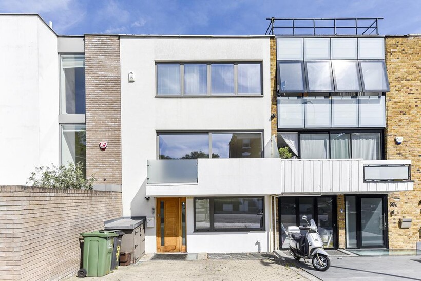 King Henrys Road, Primrose Hill... 5 bed townhouse to rent - £6,750 pcm (£1,558 pw)