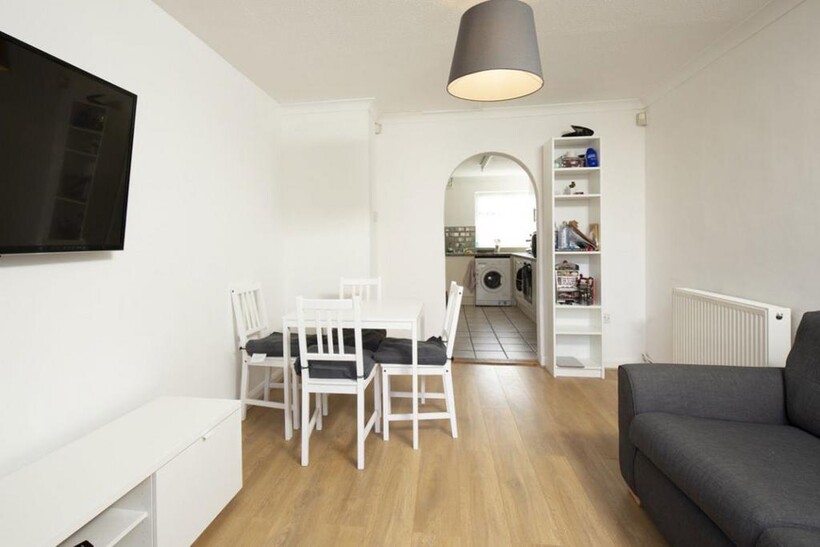 Sundridge Close 4 bed house to rent - £2,132 pcm (£492 pw)