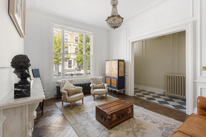 Redcliffe Place, London, SW10 5 bed end of terrace house to rent - £14,000 pcm (£3,231 pw)