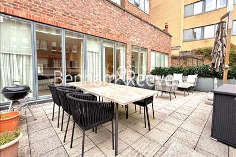 Young Street,  Kensington W8 1 bed apartment to rent - £8,450 pcm (£1,950 pw)