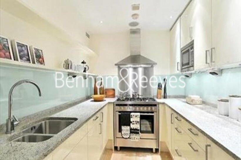 Kensington, Young Street W8 1 bed apartment to rent - £3,956 pcm (£913 pw)