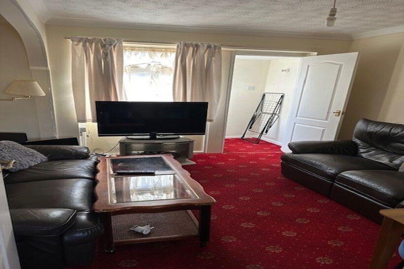 Downs Road, Canterbury 4 bed house to rent - £2,076 pcm (£479 pw)