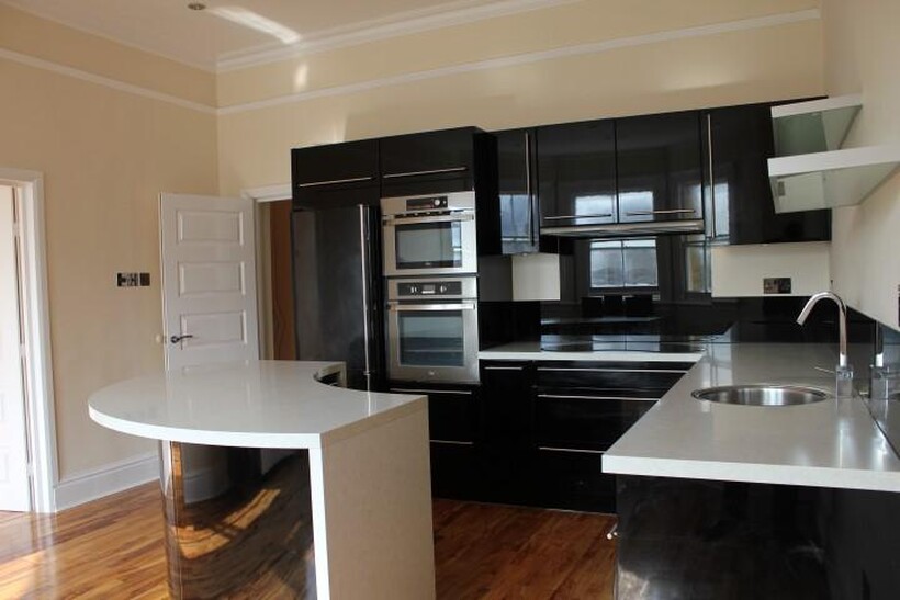 First Avenue, Hove BN3 2 bed flat to rent - £1,575 pcm (£363 pw)