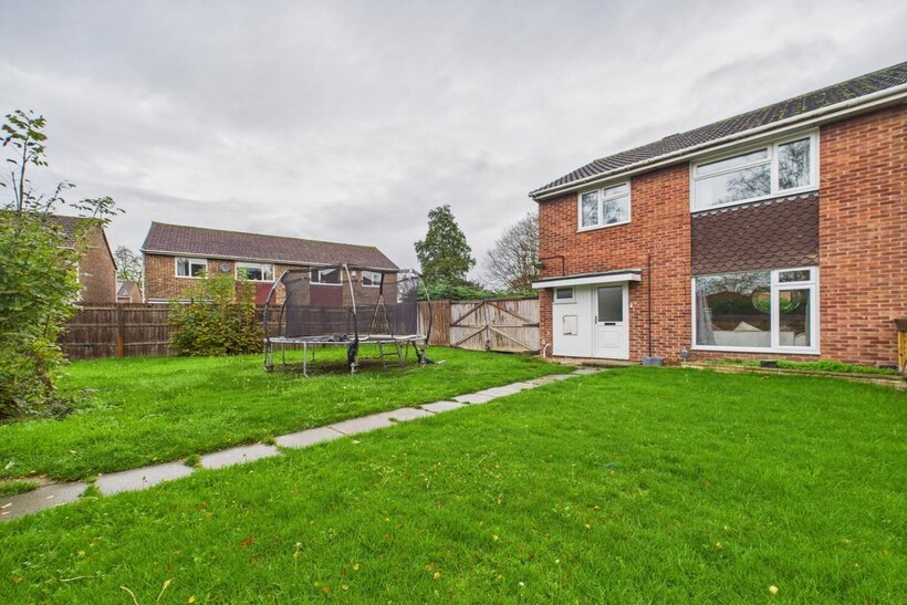 Cam01740 g0 pr0467 still001