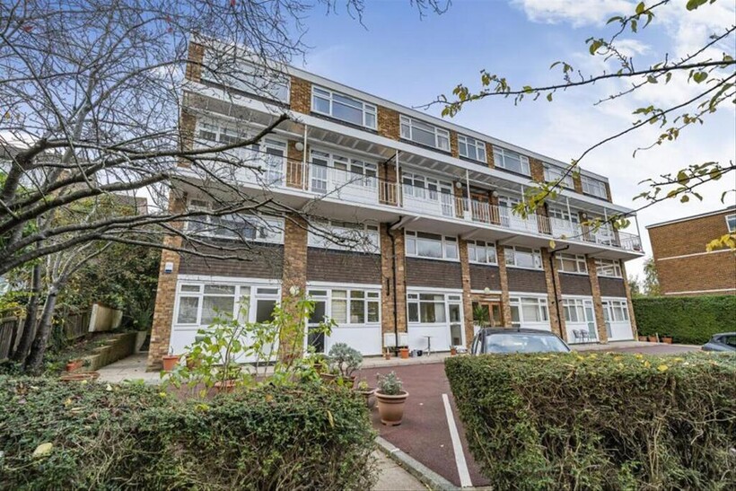 Kersfield Road, London SW15 2 bed flat to rent - £2,200 pcm (£508 pw)