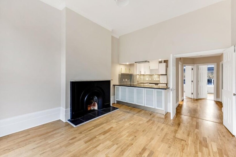 North Villas, Camden, London, NW1 2 bed apartment to rent - £2,578 pcm (£595 pw)
