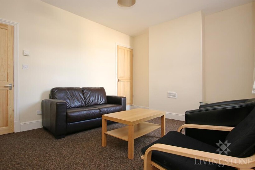 Leicester LE2 3 bed terraced house to rent - £472 pcm (£109 pw)