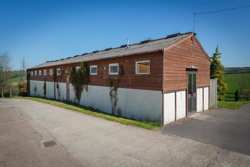 Cleaveanger Farm, Coldridge, EX17 Property to rent - £900 pcm (£208 pw)