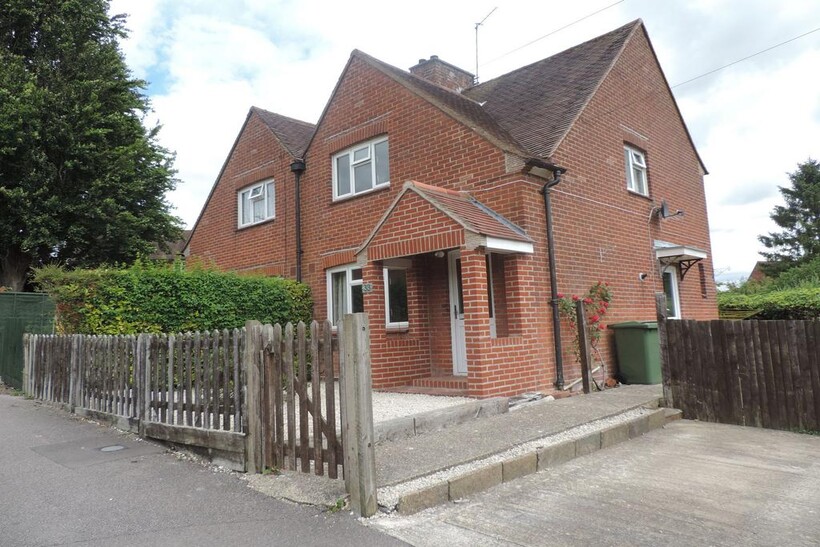 Drayton Street, Winchester, SO22 3 bed semi-detached house to rent - £1,740 pcm (£402 pw)