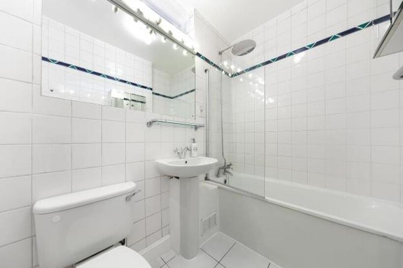 32 circus lodge 4 15.07.png