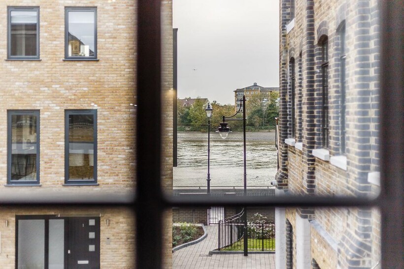 Rainville Road, London W6 2 bed apartment to rent - £5,156 pcm (£1,190 pw)