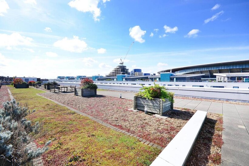 Drayton Park, Highbury, London, N5 1 bed flat to rent - £3,575 pcm (£825 pw)